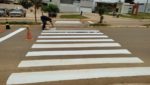 Prefeitura de Buritis realiza pintura de faixas de sinalização em ruas e avenidas